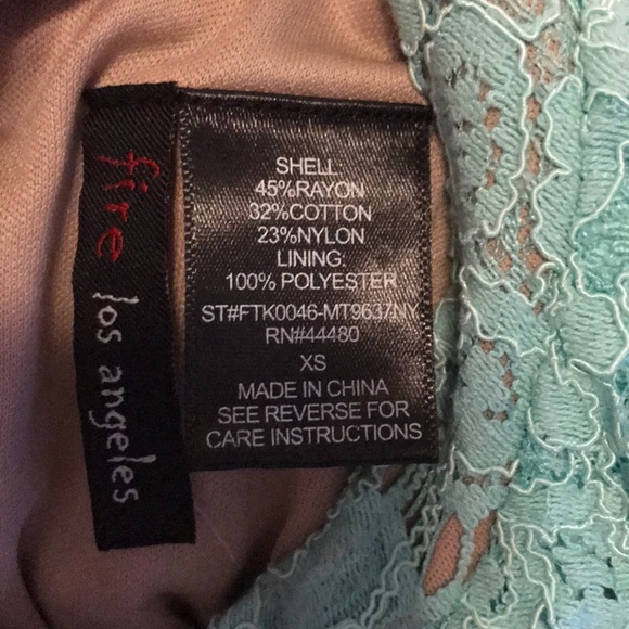 Turquoise Lace Top - Picture 3 of 3